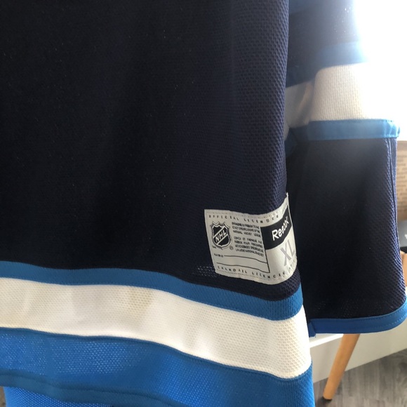 Winnipeg Jets Jersey - Picture 4 of 7
